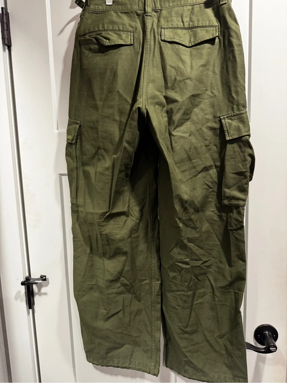 Aritzia TNA Supply Cargo Pants